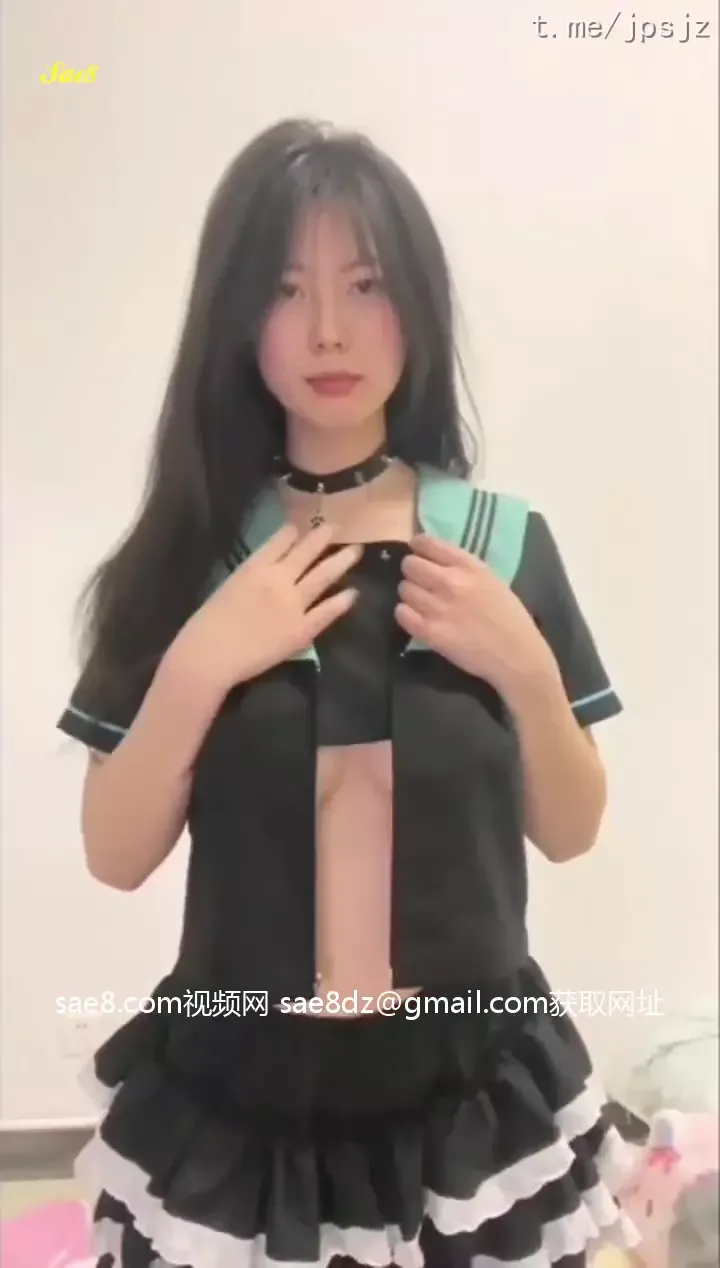 抖音D奶学妹露脸私拍流出1